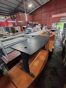 Meja 5 kaki