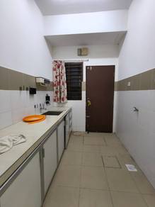 Setia Indah 12 Setia Alam with kitchen cabinet For Rent