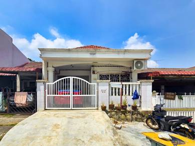 DEPAN SURAU RENOVATED Single Storey Terrace Taman Desa Baiduri Cheras
