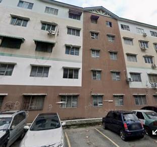 Bukit tinggi 2, flat behind burger king, bare unit, 630sf