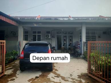 (BELOW MARKET) Rumah Teres Taman Teguh Jaya, Jerteh