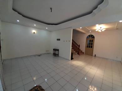 For Sale Pengkalan Barat, 2 Storey Terrace House, Nearby to Station 18