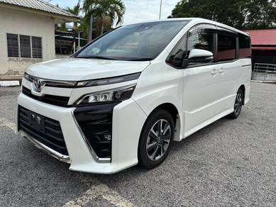 Toyota VOXY 2.0 ZS KIRAMEKI II (A) Unreg