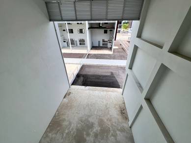 Pine Square 66 Light Industry 3 Storey Semi D Showroom @ warehouse F