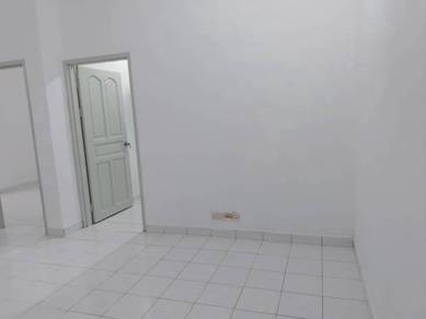 Taman Penampang Apartment/ 3rd floor / Penampang / Bundusan / Damai