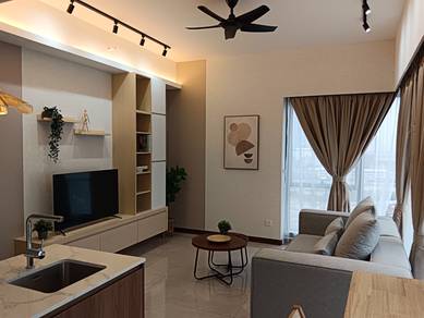 The Core Residence @ TRX, 1 Room , Link MRT, fully furnished,  Exh 106