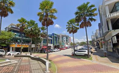 E-Boulevard, Denai Alam Shop For Rent. Ground Floor Unit