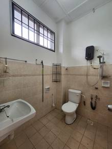 Unblock View Well-Maintained 2 Storey Terrace for Sale @ Setia Indah