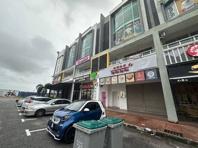 Hot Area 1st Floor Shoplot Kota Syahbandar Boulevard with Lift