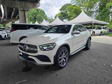 Mercedes Benz GLC300 2.0 4MATIC COUPE AMG