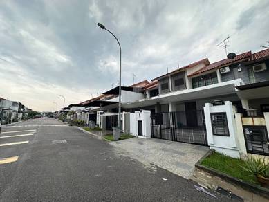 Bandar Dato Onn @ Perjiranan 12 Double Storey Terrace Nr Mount Austin