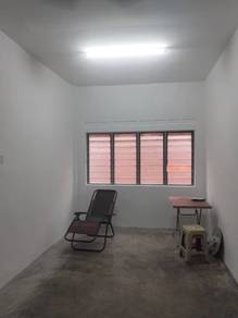 Pulai Utama Flat 3 Bilik 2 Bilik Air Tingkat Rendah Original Skudai