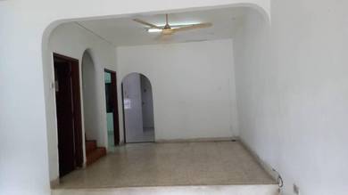 Taman Ungku Tun Aminah ,Skudai. Johor Bahru. Jalan Nakhoda