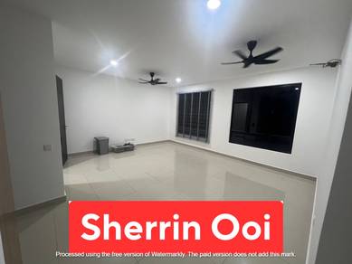Partially Unit Townhouse 1st Floor at Batu Kawan with guardhouse