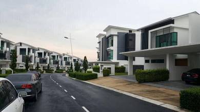 Bungalow 3 Storey With Lift, Astona Sejati Residence, Cyberjaya