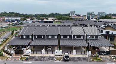 7th Mile Double Storey Terrace for Sale - Gated Guarded