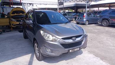 Hyundai TUCSON 2.0 HIGH SPEC (A),PANAROMIC RF