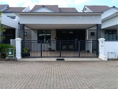 [RUMAH CANTIK] Teres 1.5 Tingkat di Presint 7 Springvales Kotasas
