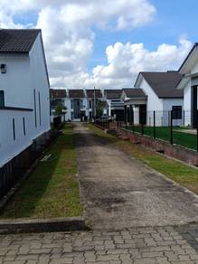 [RUMAH CANTIK] Teres 1.5 Tingkat di Presint 7 Springvales Kotasas