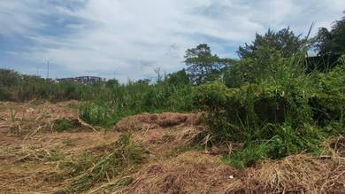 Bengkel Land in Sungai Bakau Bandar Country Homes Rawang