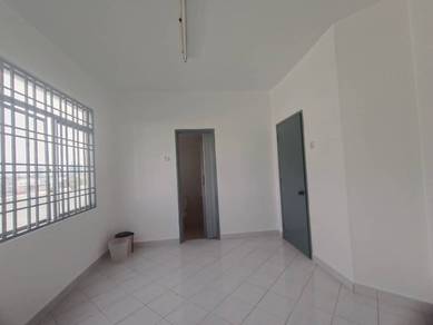 Big Size Apartment Taman Bukit Pelangi Batu 3 Shah Alam For Rent