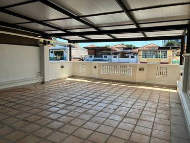 Perling Sutera Kuning 2.5Storey House Partial Furnished Guard & Gated