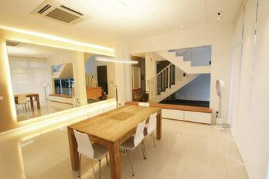 Coming home to nature in a modern and secure environment!