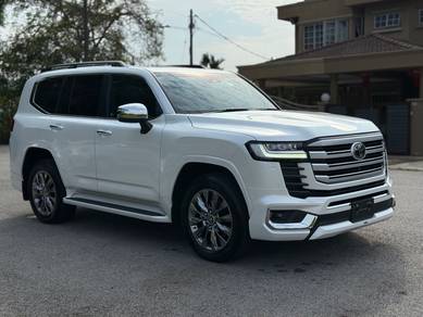 Petrol, 2.9k km,6A, 2024 Toyota LANDCRUISER 3.5 ZX