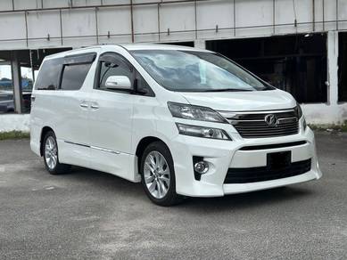Toyota VELLFIRE 2.4 Z PLATINUM SELECTION (A)