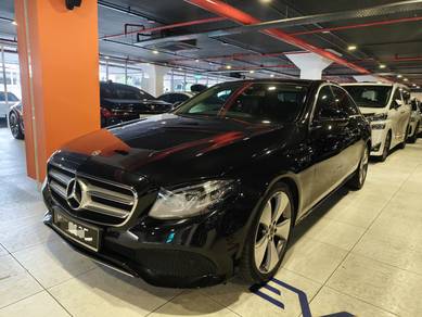 Mercedes Benz E250 2.0 AVANTGARDE (CKD) (A)