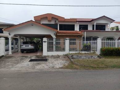 Semi-D Double Storey House