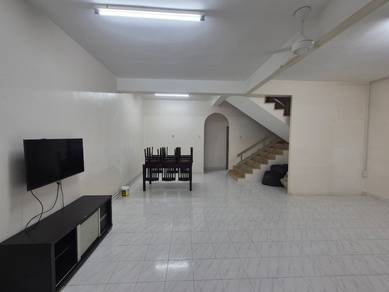 SEMABOK‼️Double Storey Terrace House @ Near to Ujong Pasir, Town Area