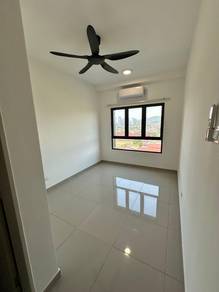One Equine | Taman Equine | Seri Kembangan | Partly Furnish | Balcony