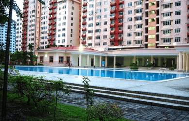 700M TO LEMBAH SUBANG LRT STATION Kelana Puteri Condominium SS7 P.Jaya
