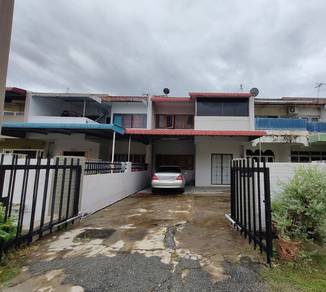 Gunung Rapat Pekan Razaki Double Storey House For Sale