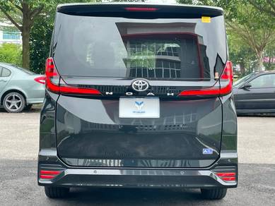 Toyota NOAH 2.0 SZ (A) POWER BOOT+360 CAMERA