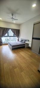 All race welcome /master bedroom /danga bay
