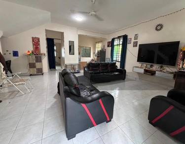 Below Bank Value Double Storey Terrace Endlot with Extra Land