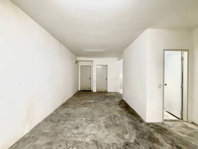 RUMAH MURAH NICE UNIT D’ Kristal Apartment Setia Ecohill, Semenyih