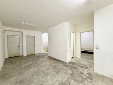 RUMAH MURAH NICE UNIT D’ Kristal Apartment Setia Ecohill, Semenyih
