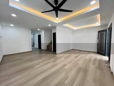 Good Condition Renovated & Fully Extended Corner Double Storey Terrace