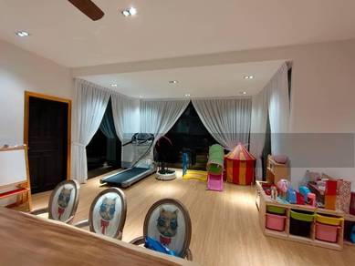 Move In Ready Fully Furnished Semi D with High End Interior Design
