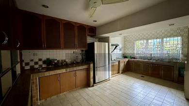 Super Cheap 2 storey Bungalow for Sale in Bukit Bandaraya Bangsar