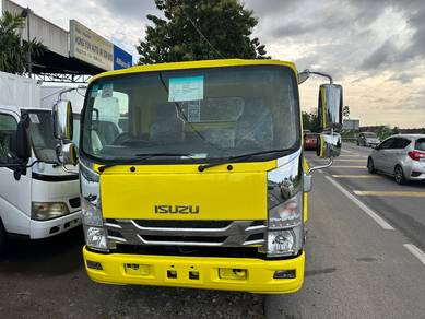 Isuzu NPR75 pro - car carrier