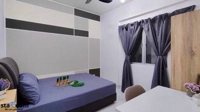 Middle room for 𝐌𝐚𝐥𝐞, Axis Crown LRT Pandan Indah