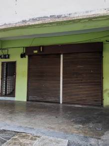 Seri Alam 3-Storey Shop – Ground floor only Jalan Bayu 9 ready move in