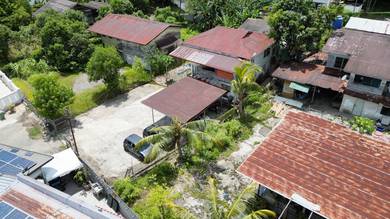 Bungalow at Taman Beauty (Sunny Garden) for sale