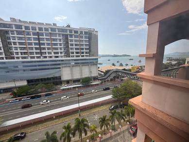 Marina Court