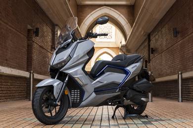 AVETA Vanguard 250 SE moda 250 xmax NEW TMM