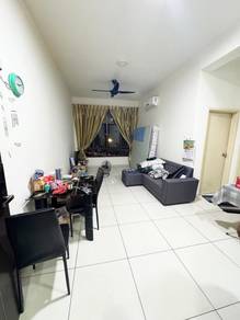 D'Summit Residence For Sale – Ideal for Own Stay or Investment!